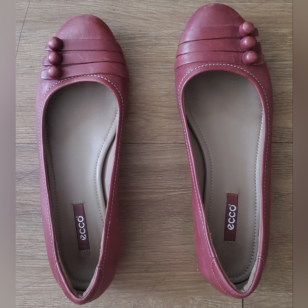 ECCO Women's Keystone Leather Ballerina Shoes.